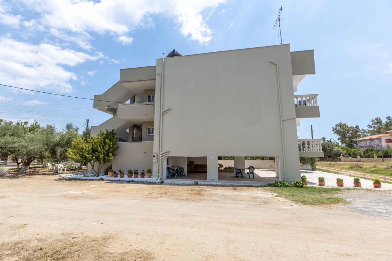 Apartmán Pansion Artemis Mavrovoúnion Exteriér fotografie